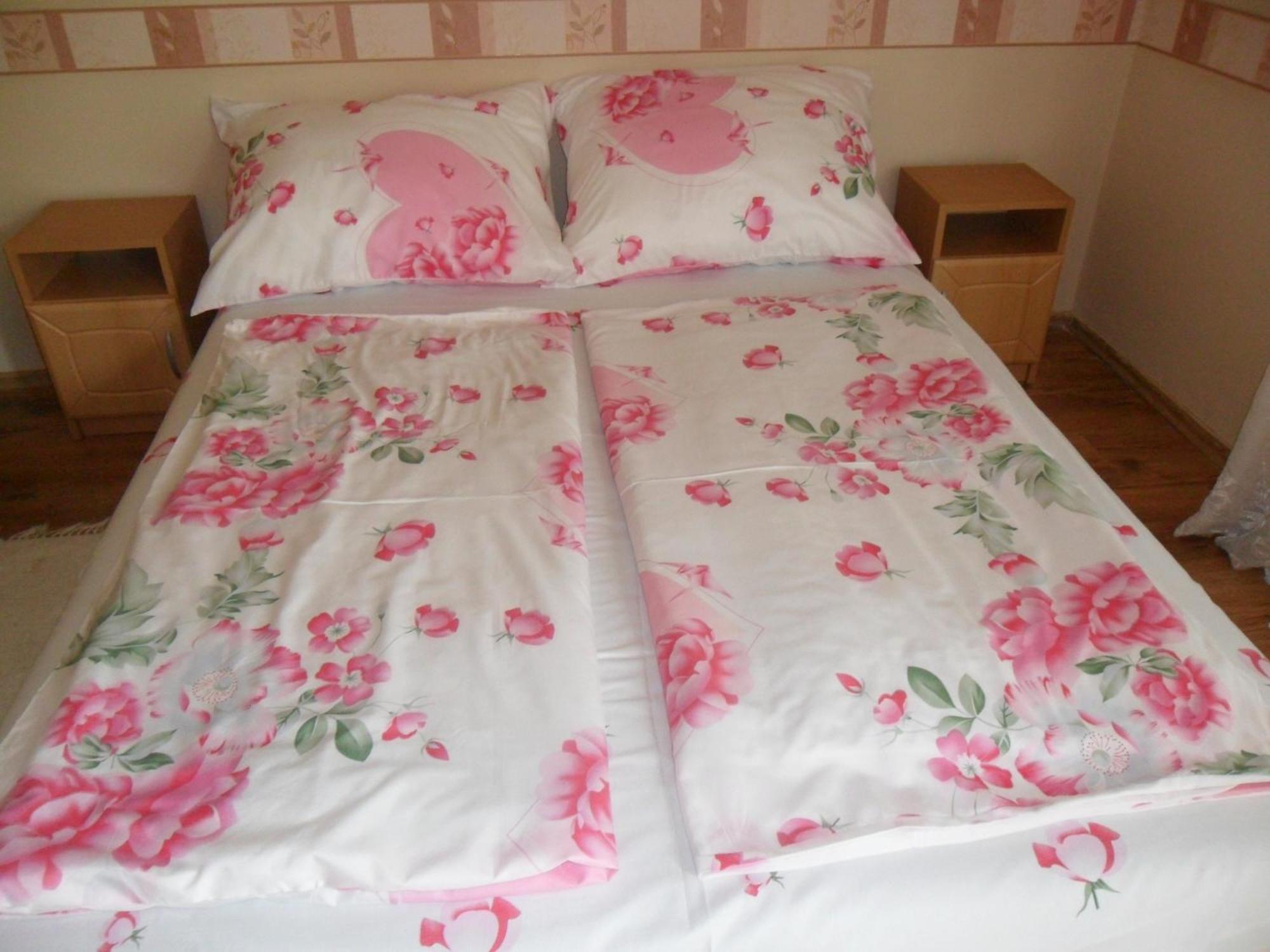 Emese Apartman ไฮจ์ดุสโซบอสโล ภายนอก รูปภาพ